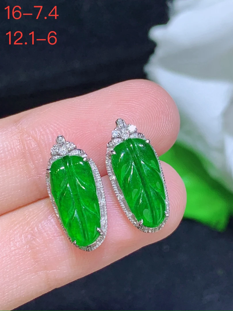 天然缅甸A货翡翠满绿叶子耳钉，气质镶嵌