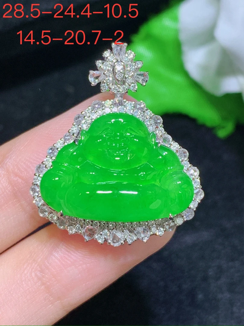 天然缅甸A货翡翠阳绿佛公吊坠，豪华镶嵌
