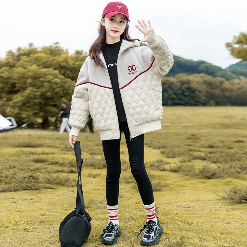 女童秋冬外套2025新款女孩洋气夹棉加厚毛毛衣中大童冬季时髦棉衣