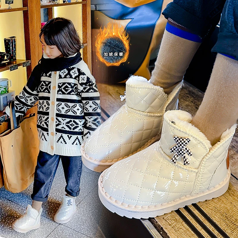 女童雪地靴加绒2023年爆款女童保暖防滑软底大棉靴时尚小孩雪地鞋