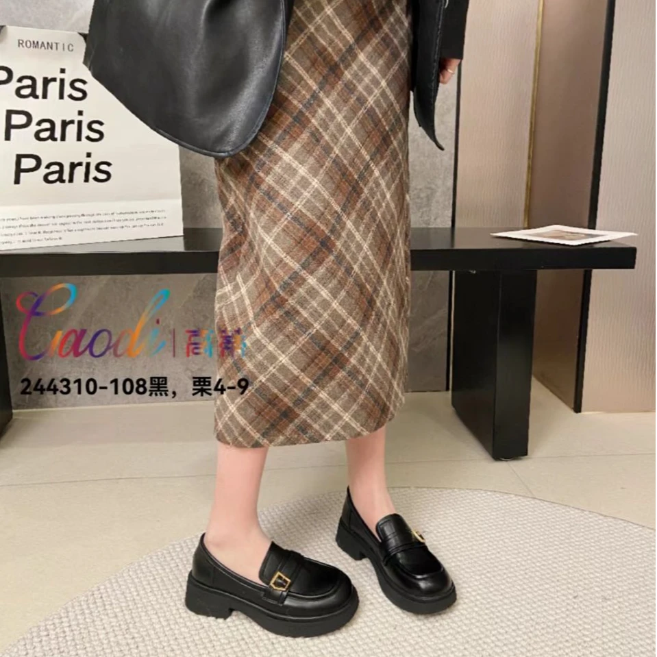 春秋高蒂新款低跟搭扣乐福鞋深口单鞋244310-108