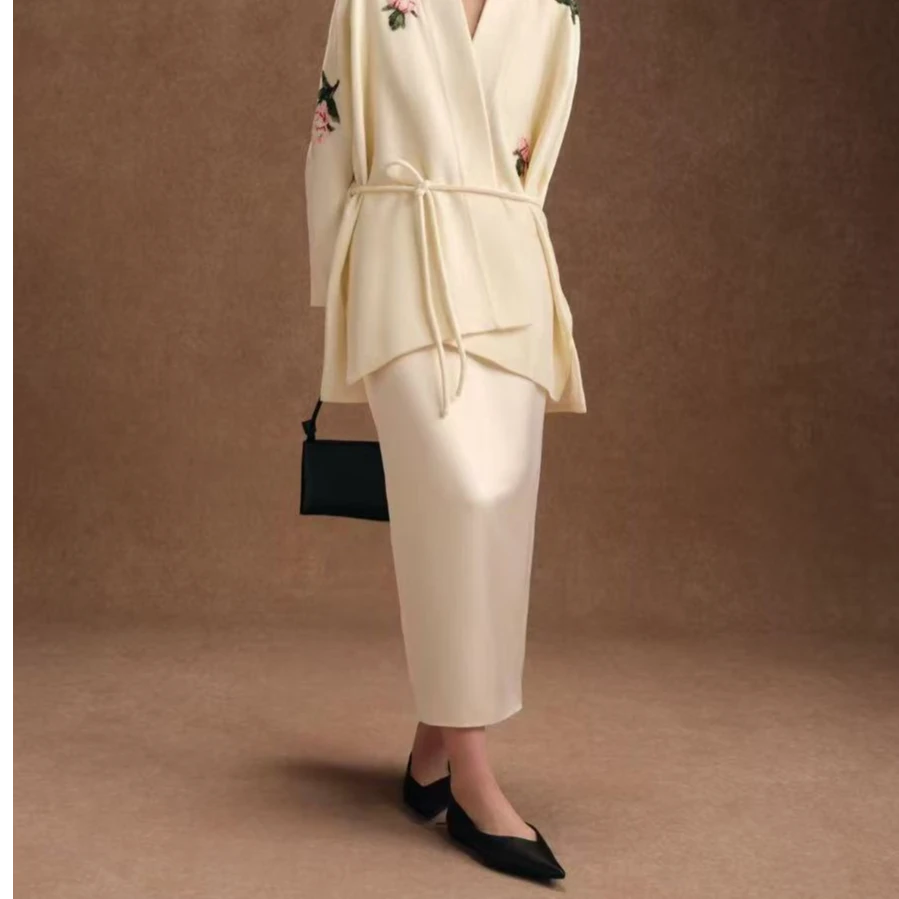 【张羽推荐】LA MAISON JADE玉琼 2025春季香槟色半身裙