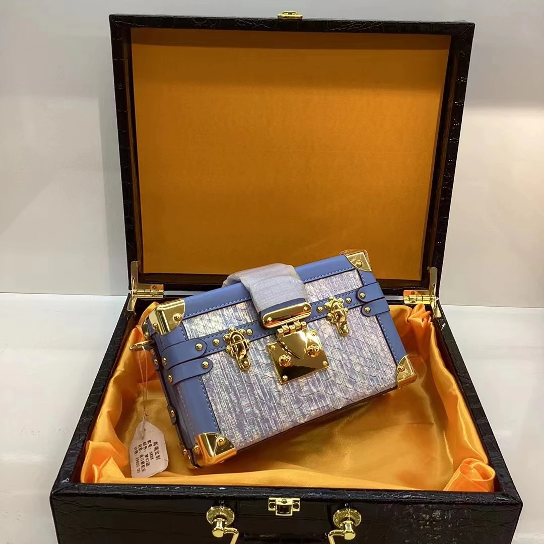 【LMK专属】高端定制单肩包（6888梦幻蓝）长20宽6高13cm