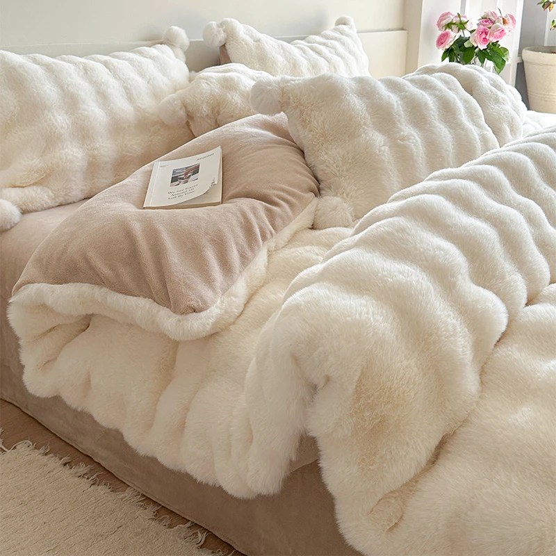 皇后娘娘  公主风毛绒床品四件套高克重加厚保暖柔软亲肤被套床单