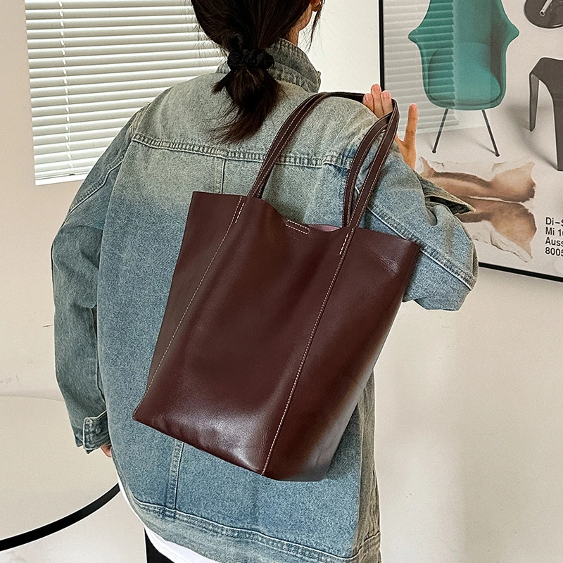 大容量子母2023新款真皮女包单肩包轻奢高级感托特包牛皮手提包女