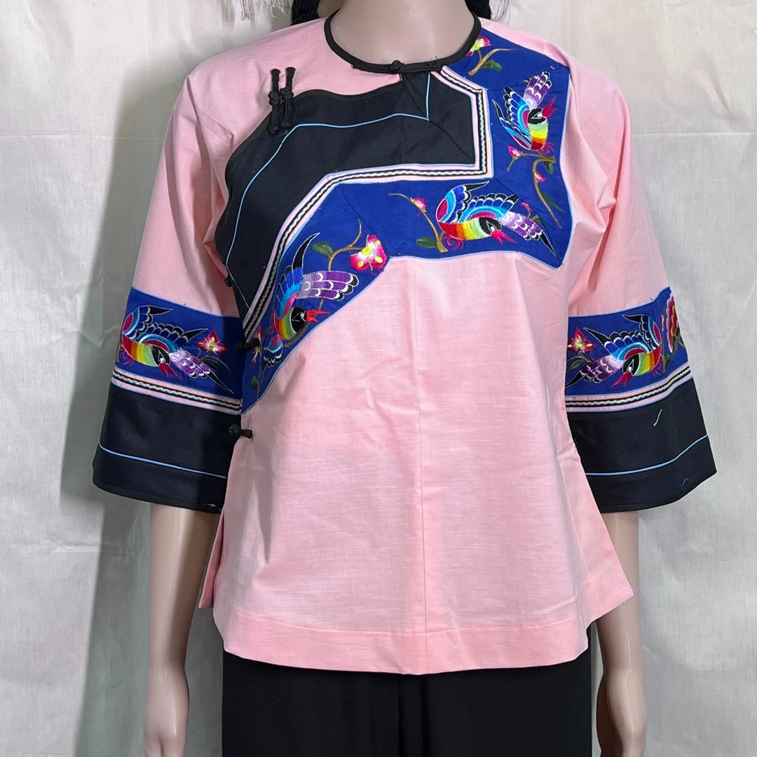 断码清仓粉色蓝底经典苗绣纯棉日常显白上衣
