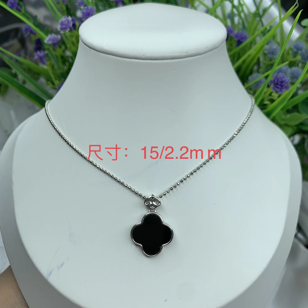 天然翡翠A货 墨翠S925银镶嵌四叶草吊坠