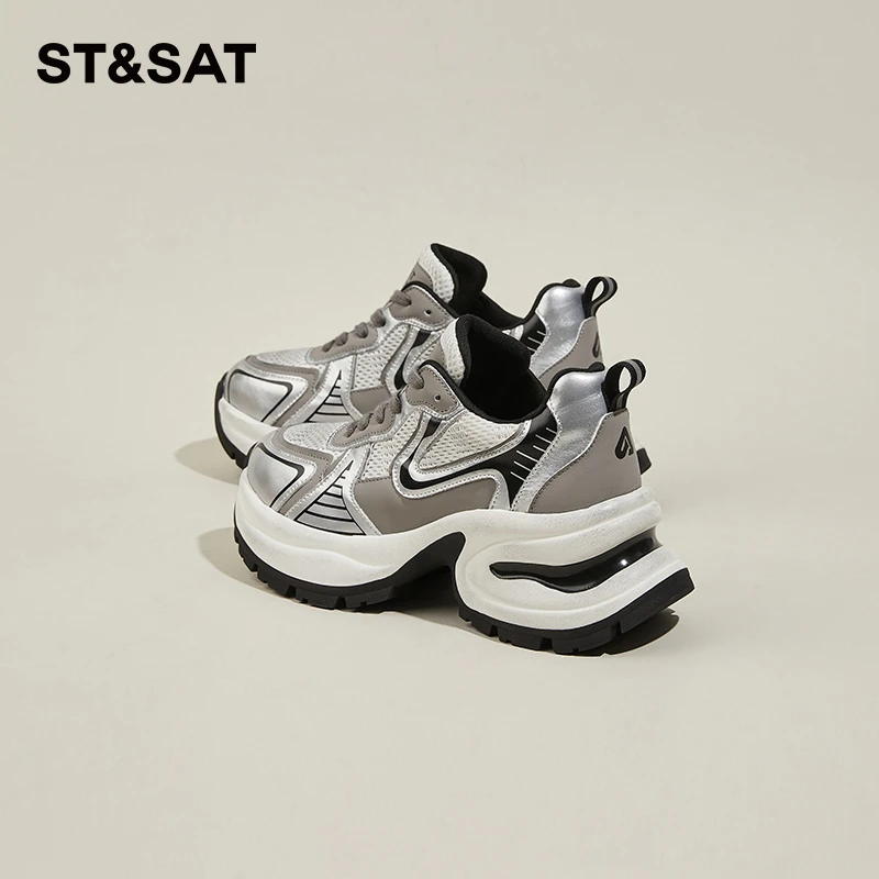 星期六银色防滑老爹鞋女2024春秋新款爆款炸街轻便百搭休闲运动鞋