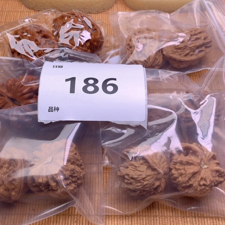 文玩核桃把件186号6对