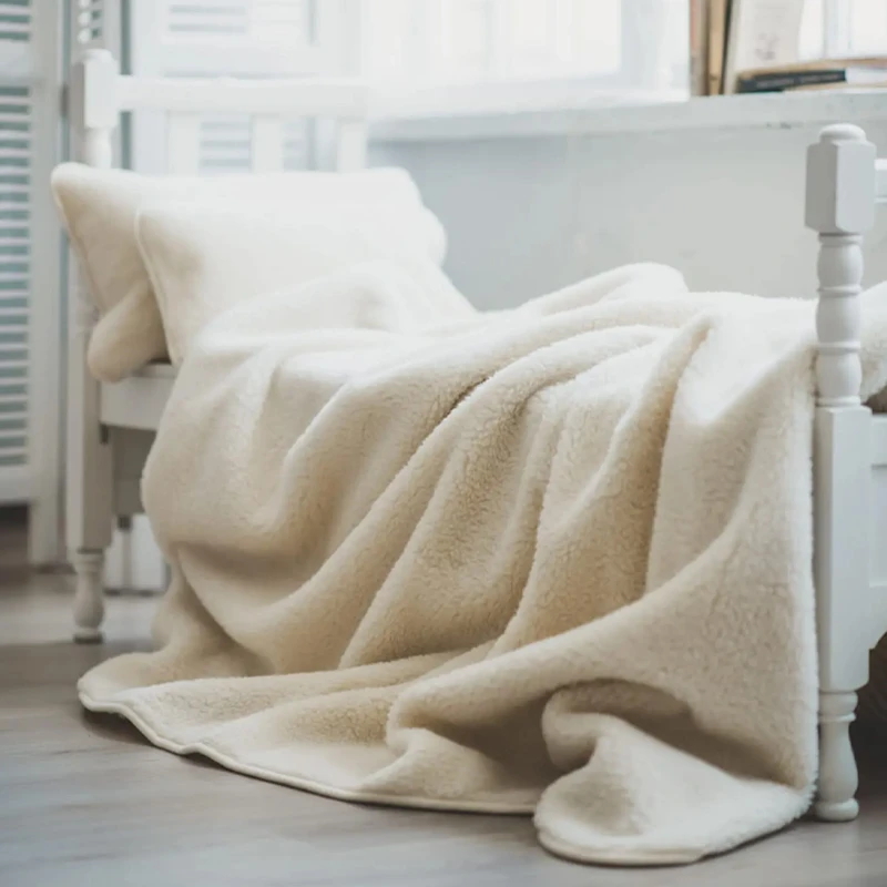 秋冬季御寒午休毯羊毛毯子加厚保暖保温保暖毯露营毛毯自驾旅行