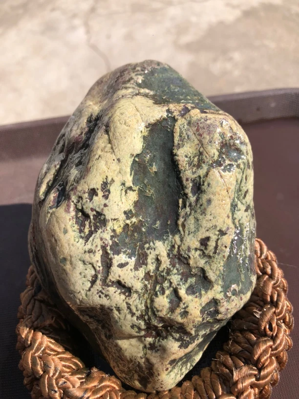 天然饿卵石摆件精美陶瓷风化雕刻造景石长13宽9厚5厘米重0.8公斤