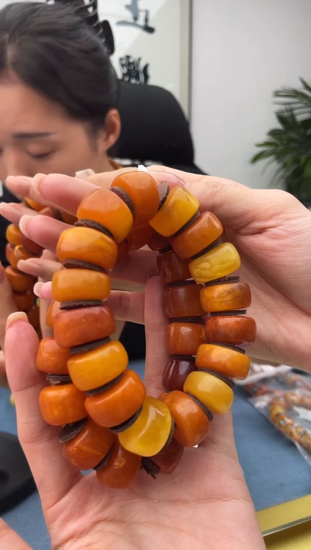 【闪购商品】蜜蜡珠宝奇石未镶嵌假一罚十，微瑕多样性发一件047.17