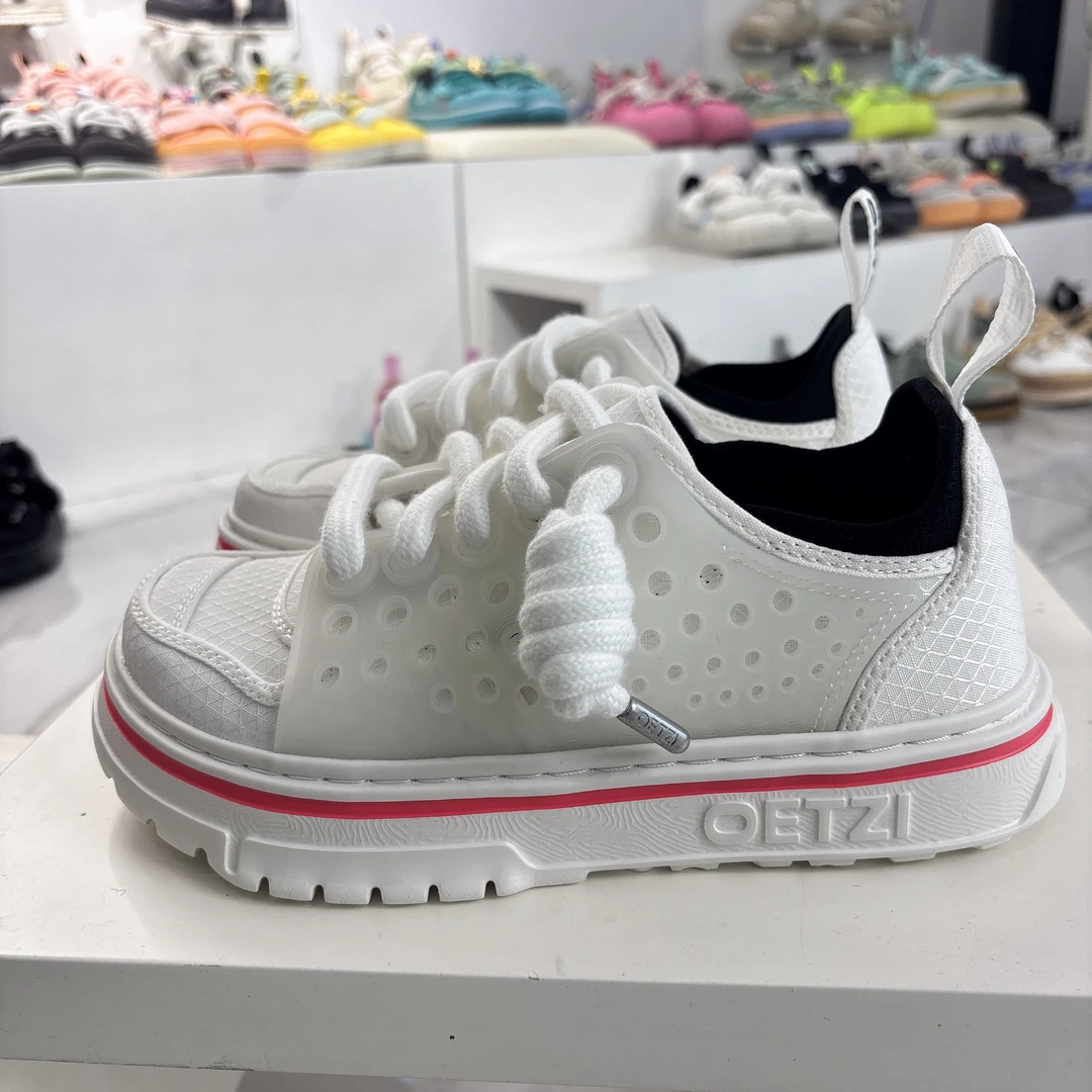 T24120220 OETZI冰人奥兹甜酷风男女鞋2024春新款厚底休闲板鞋