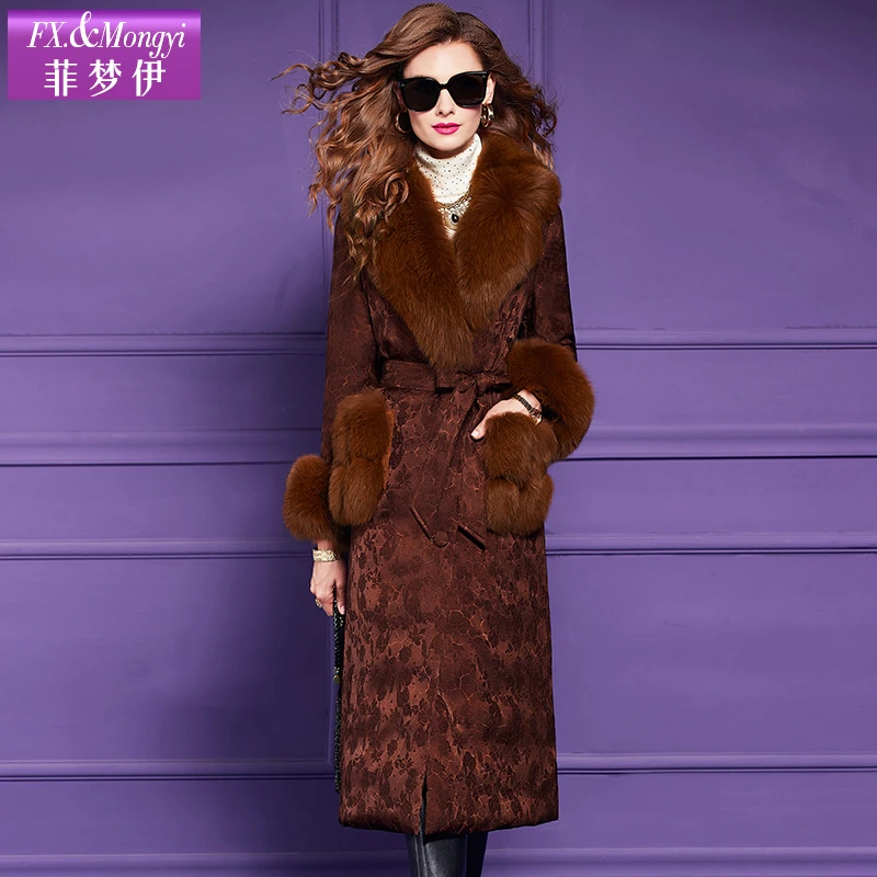 菲梦伊香云纱真毛领白鸭绒羽绒服女冬季轻奢贵夫人加厚外套60049