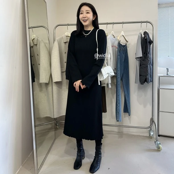 widelia秋冬新款圆领连衣裙女9315