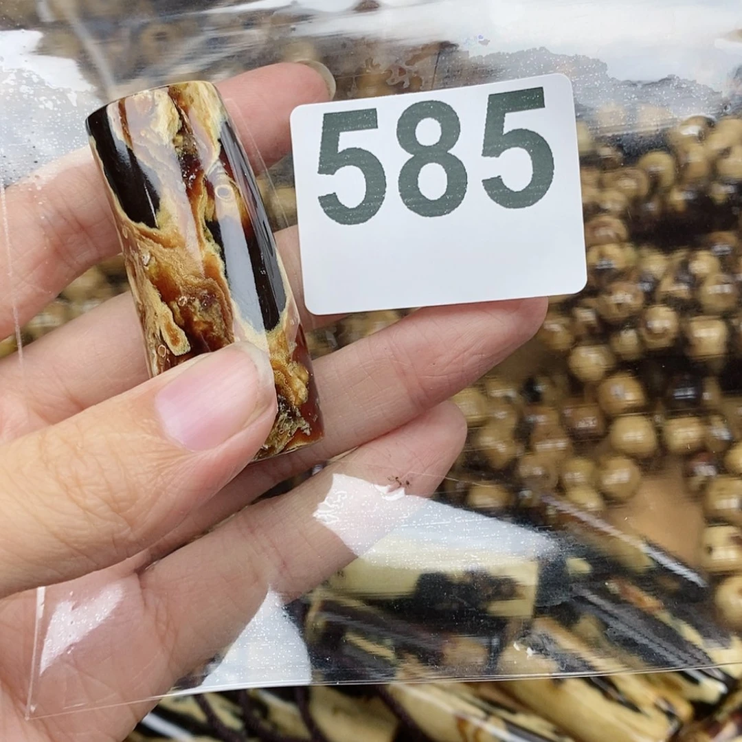 【闪购商品】柳柳木根雕随行585