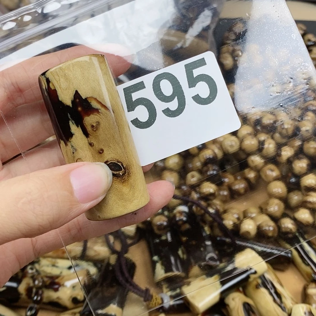 【闪购商品】柳柳木根雕随行595