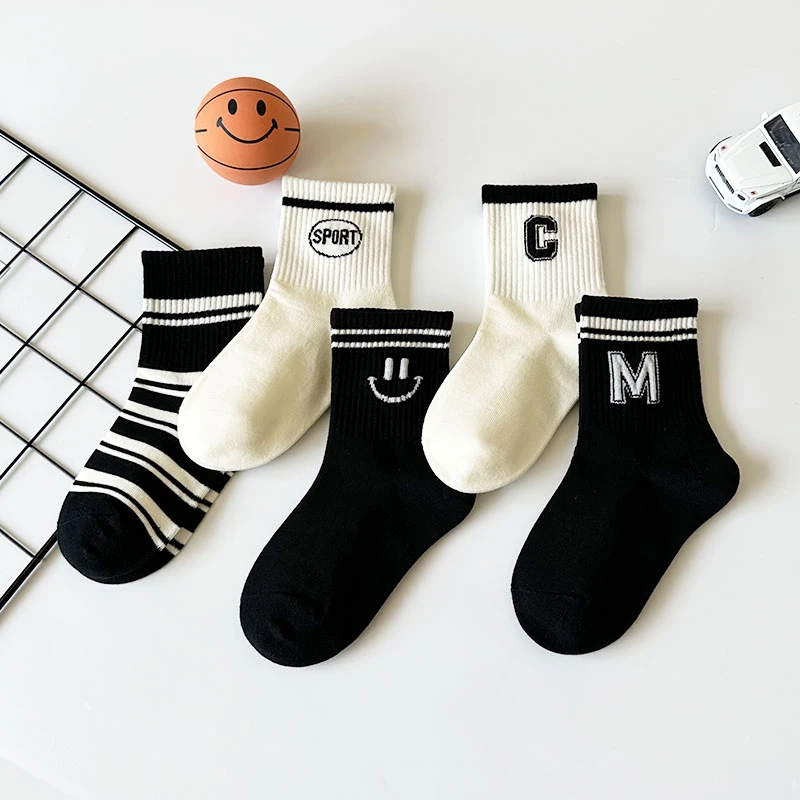 爱嘀嗒儿童袜子秋冬季中筒黑白数字运动学生袜男女童大童宝宝棉袜
