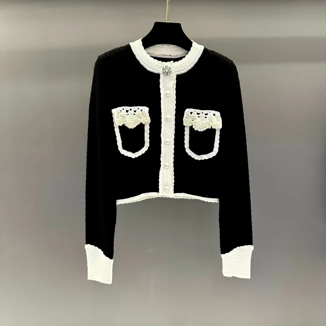 2024秋冬新款气质名媛重工花边珍珠扣圆领针织开衫小香风修身外套