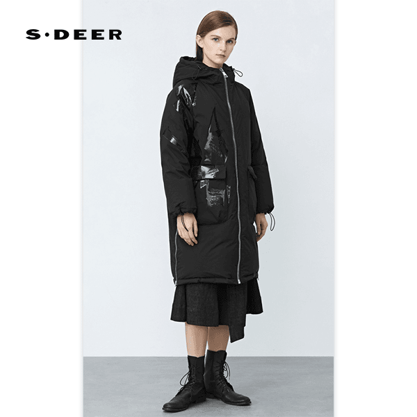 S·DEER抽绳连帽撞色胶印宽松黑色羽绒服长款中长款保暖冬季加厚