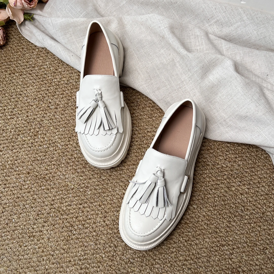 MUMANI/牧玛尼厚底乐福鞋女真皮欧美松糕底流苏小白鞋女鞋D6999-2