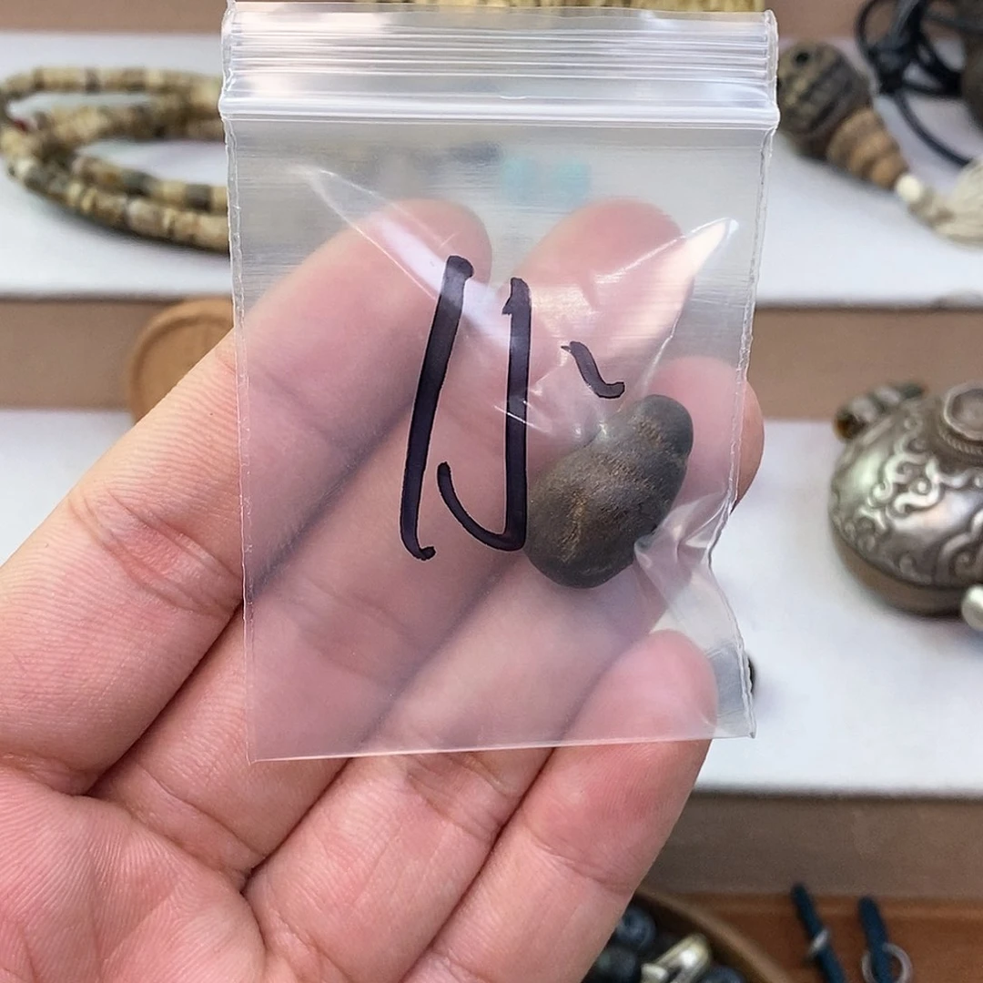 柏香籽/百香籽吊坠。。。。。