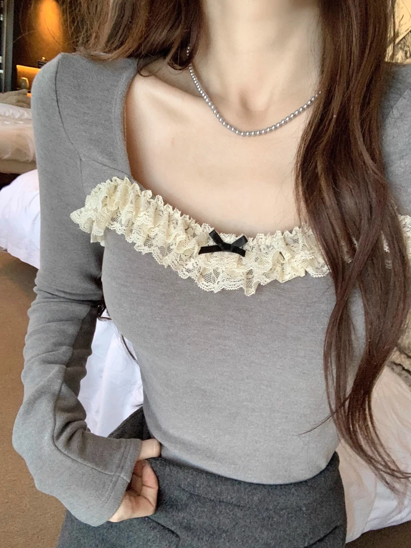 纯欲蕾丝花边低领T恤女秋冬内搭修身显瘦打底衫别致绝美短款上衣