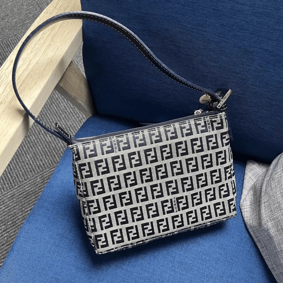 95新 FENDI/芬迪 遛狗包/手提包