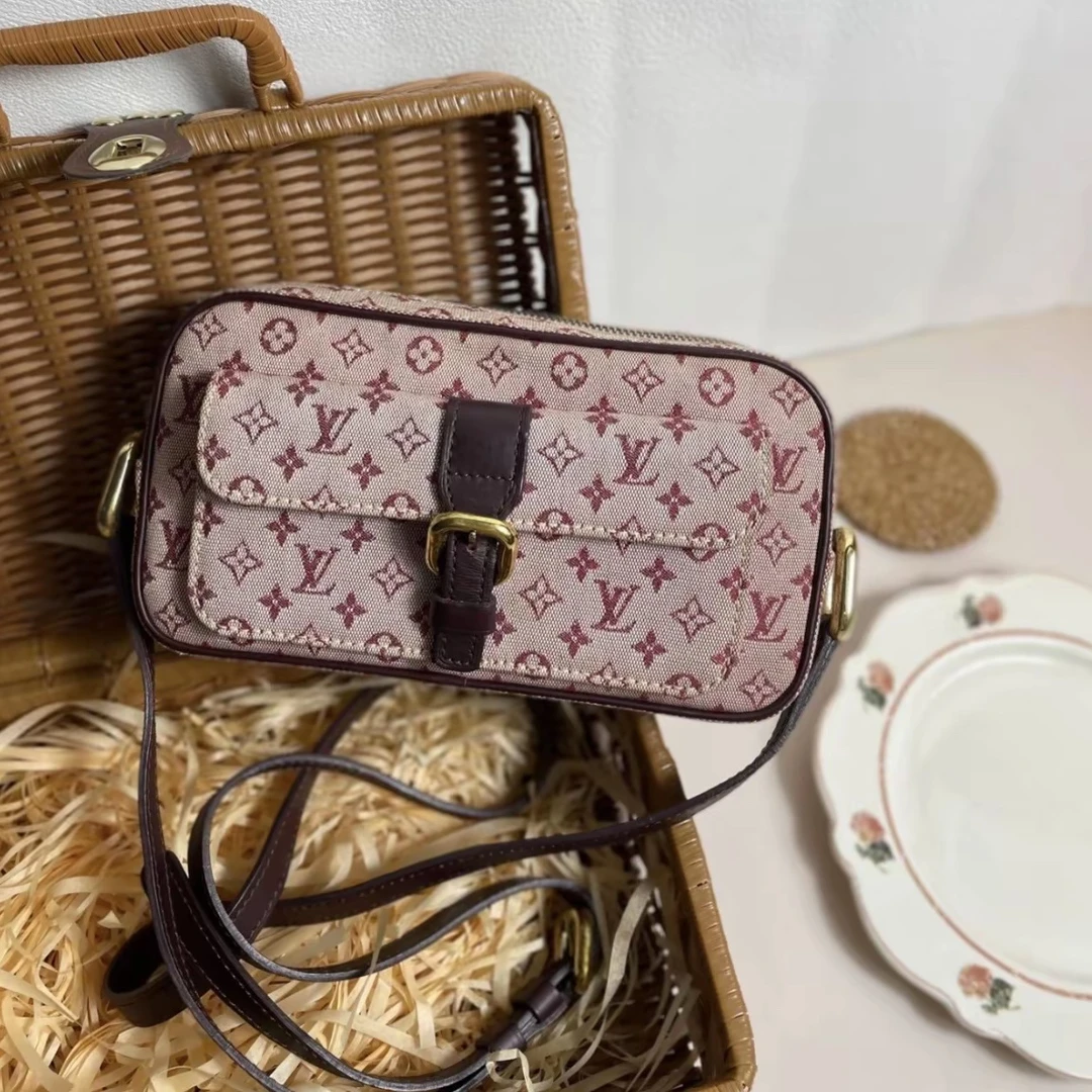 95新 LouisVuitton/路易威登 LV树莓粉丹宁相机包