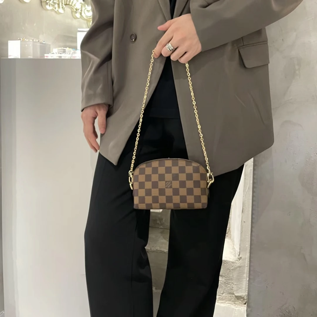 95新 LouisVuitton/路易威登 棋盘格贝壳包/手拿包