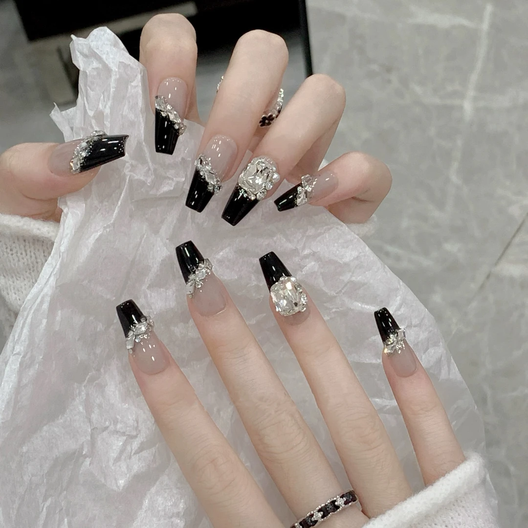 黑色法式穿戴甲显白长款美甲成品秋冬夏季高级感十指甲片特好看的