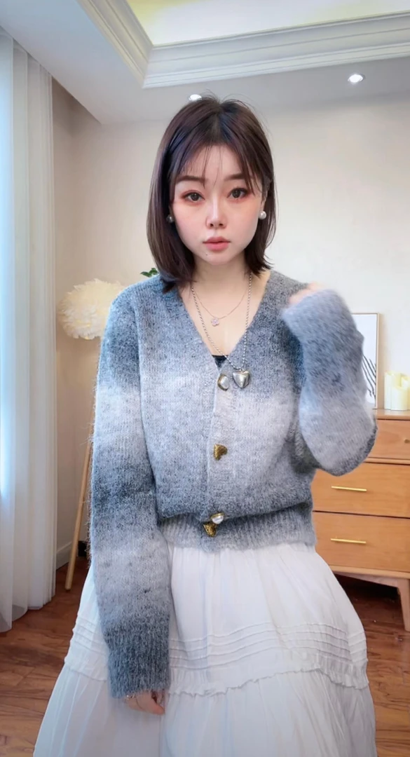 75《一云服饰》24秋季新款彩虹毛衣chao好穿百搭
