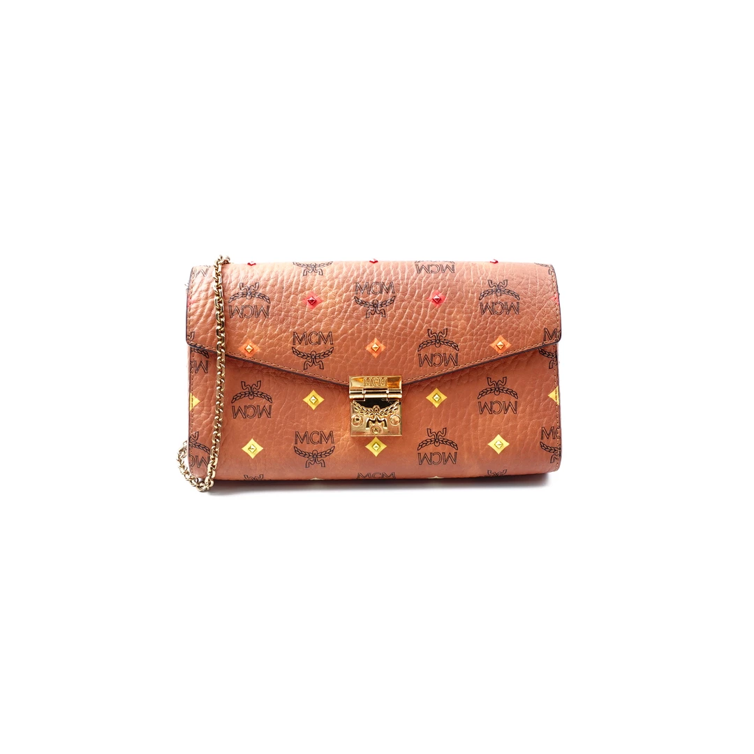 95新 MCM 干邑色黄橙红铆钉中号信封链条包/CLKJMJY00374