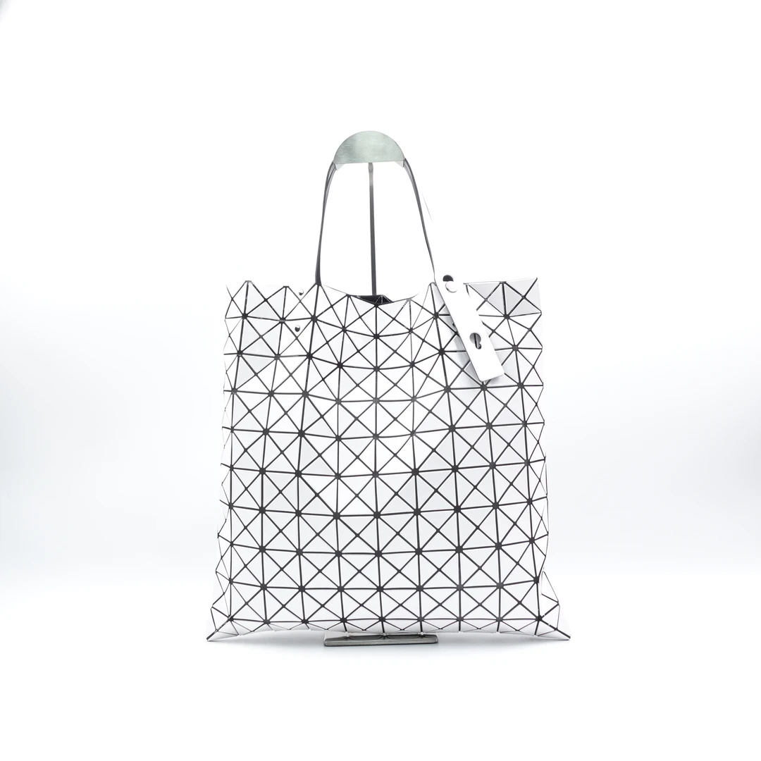 95新 Issey Miyake/三宅一生 白色rock手提单肩包/WKJMWXN00130