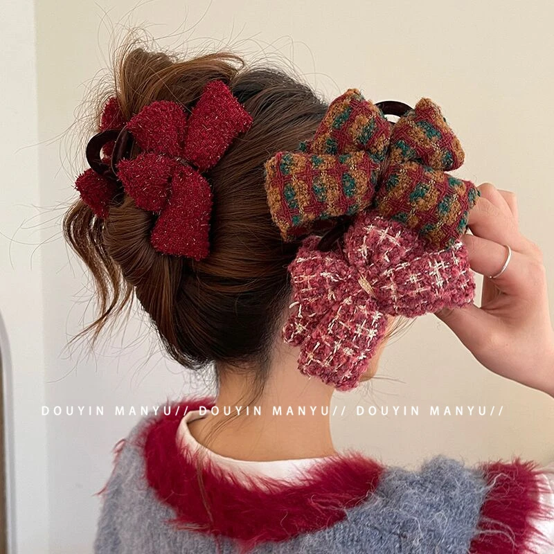漫予立体蝴蝶结抓夹女秋冬毛绒发夹网红气质后脑勺鲨鱼夹高级感