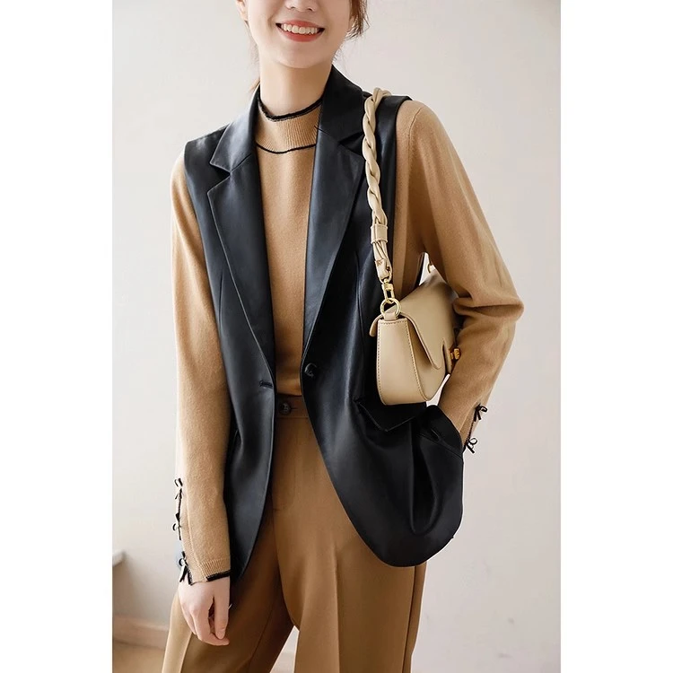 海宁皮衣女短款时尚马甲修身无袖坎肩百搭时尚西装领背心