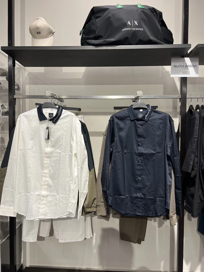 Armani Exchange 男款领口刺绣时尚衬衫 不退换