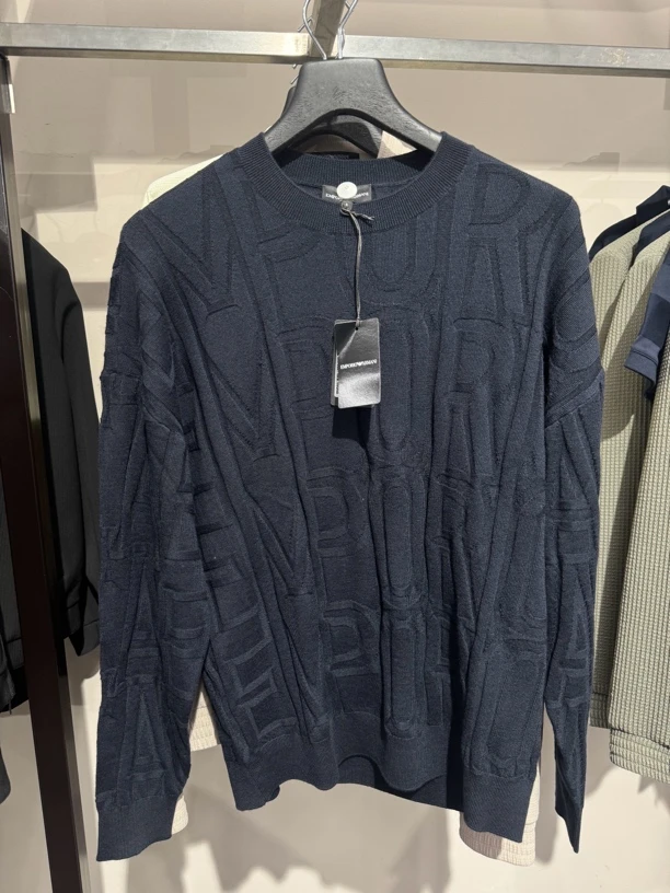 上新 阿玛尼 Emporio Armani 绵羊毛长袖