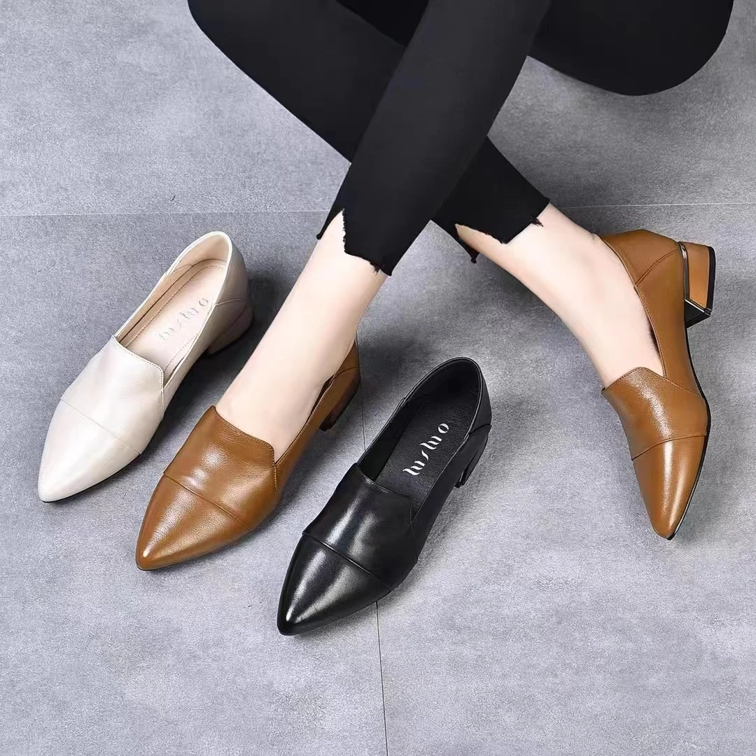 秋季气质2023新款时尚单鞋软皮百搭低跟尖头浅口软底平底妈妈鞋