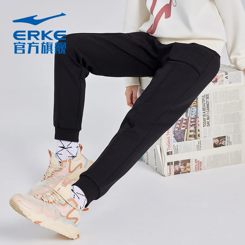 女子秋季针织运动裤休闲长裤潮流百搭裤子卫裤束脚52222302111