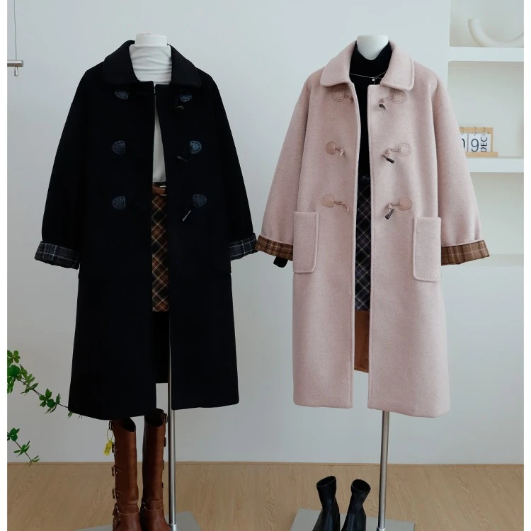 【23112】拼色翻袖牛角扣中长款毛呢外套女