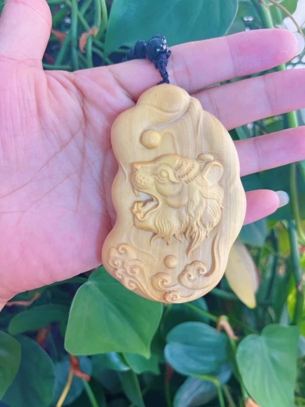 小叶黄杨木十二生肖手工雕刻收藏吊坠车挂手把件