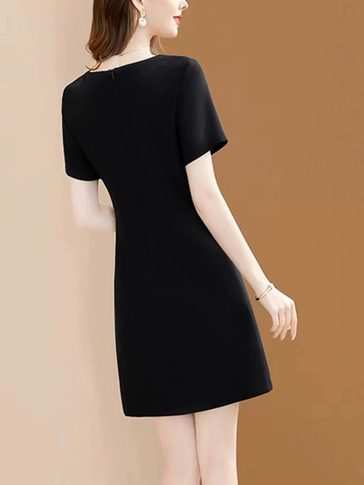 显瘦夏季收腰小个子气质修身韩版小黑裙名媛遮肚a字裙法式连衣裙