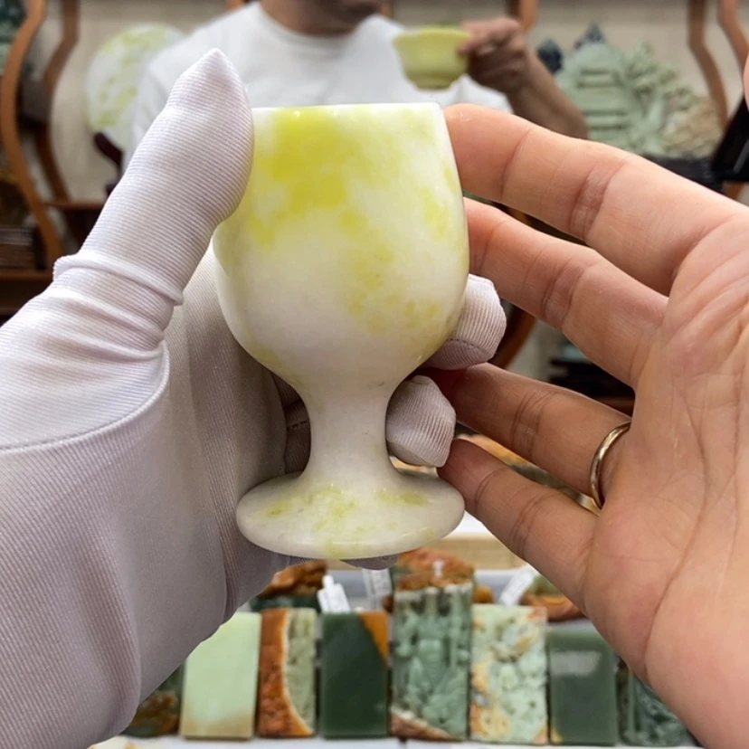 【闪购商品】蛇纹石玉手把未镶嵌