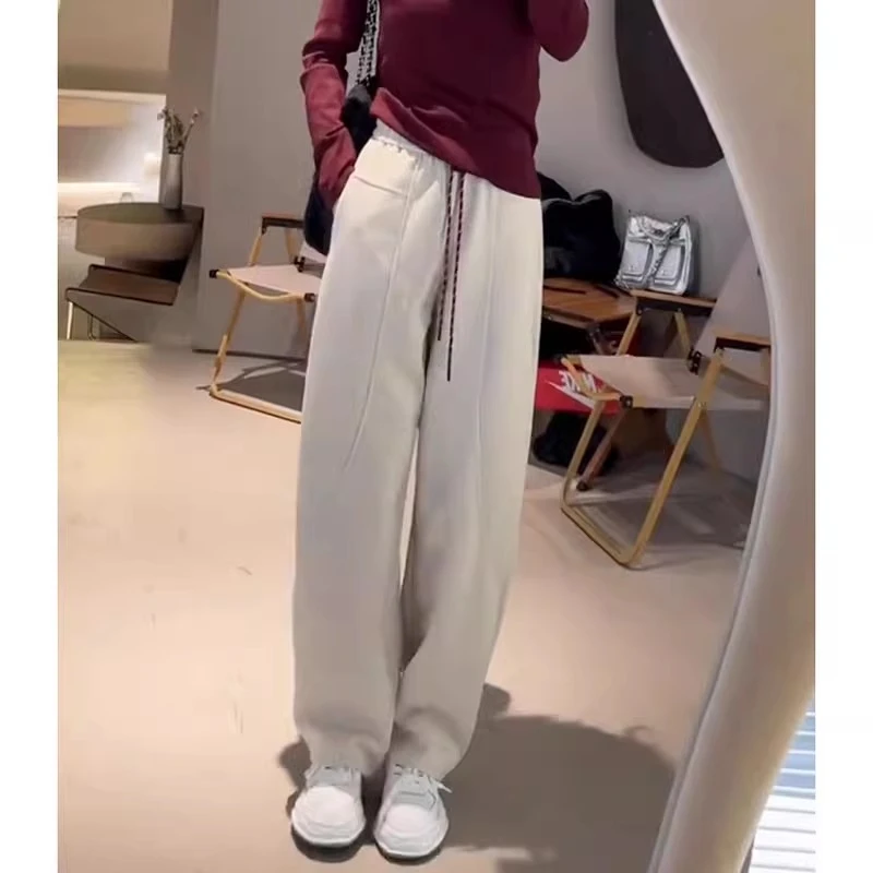 奶茶色阔腿女秋冬季加绒2025新款休闲外穿运动裤弯刀香蕉卫裤