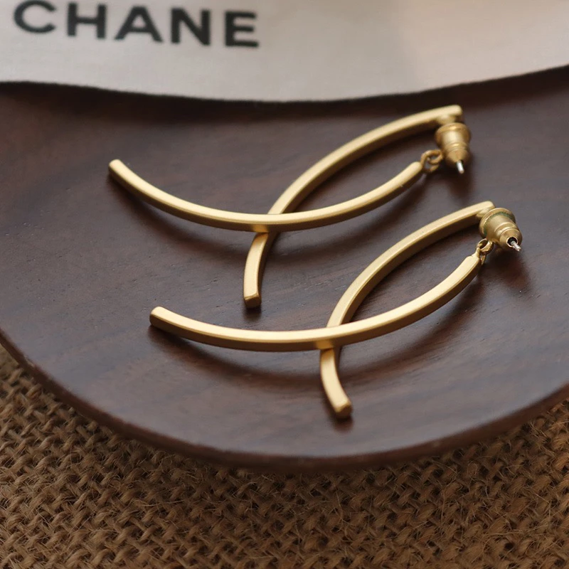 铜合金耳饰 【恰度】高级感百搭通勤设计耳环长款交叉显脸瘦的耳环