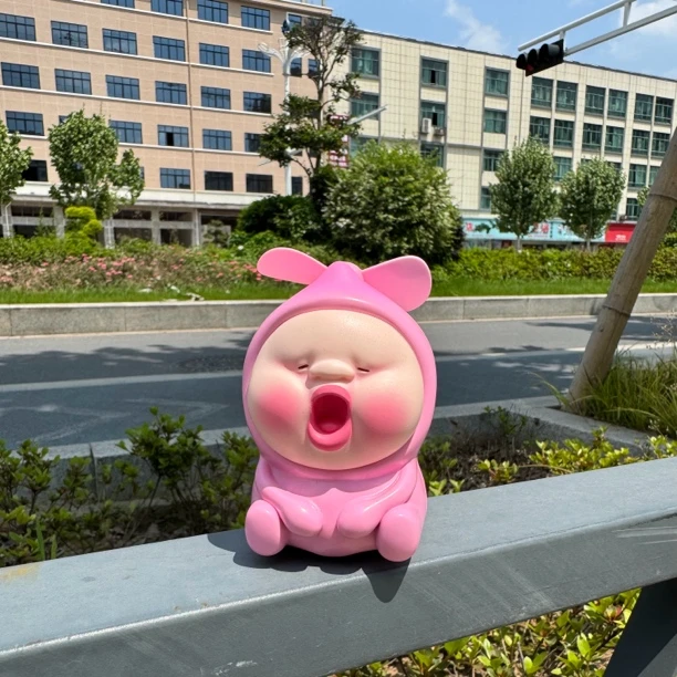 屁桃风扇夏季手持风扇屁桃捏捏乐小风扇三档调节宿舍风扇可爱礼物