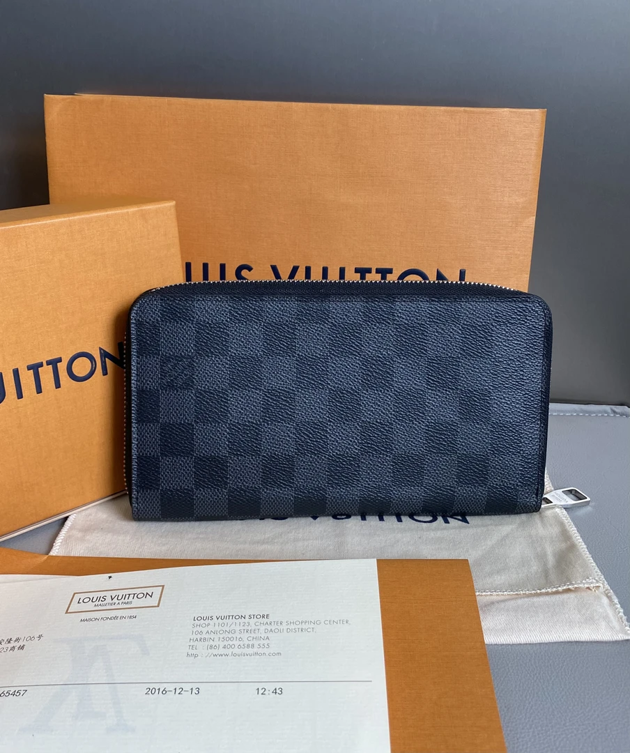 99新 LouisVuitton/路易威登 lv黑棋盘格拉链钱包手拿包男包