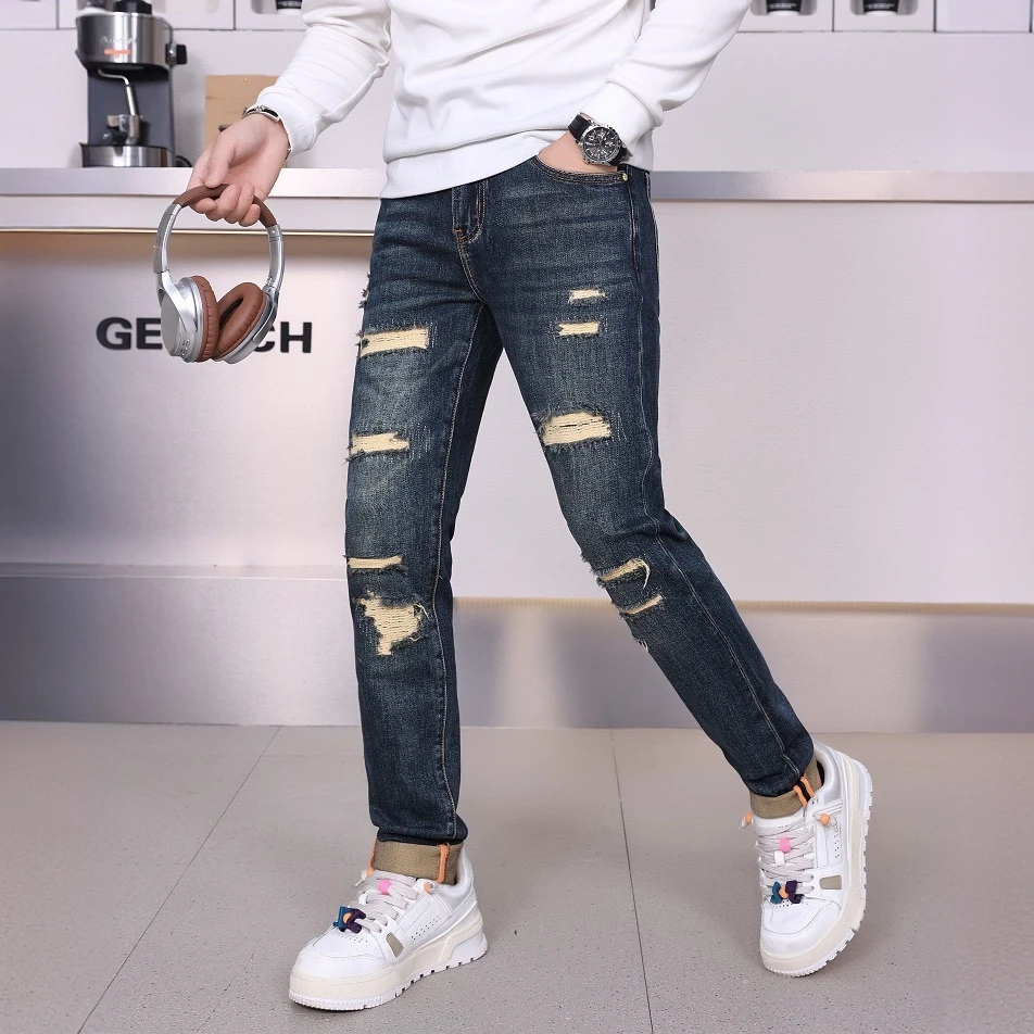 破洞补丁水洗牛仔裤男秋冬新款男士修身帅气百搭轻奢男装小脚裤潮