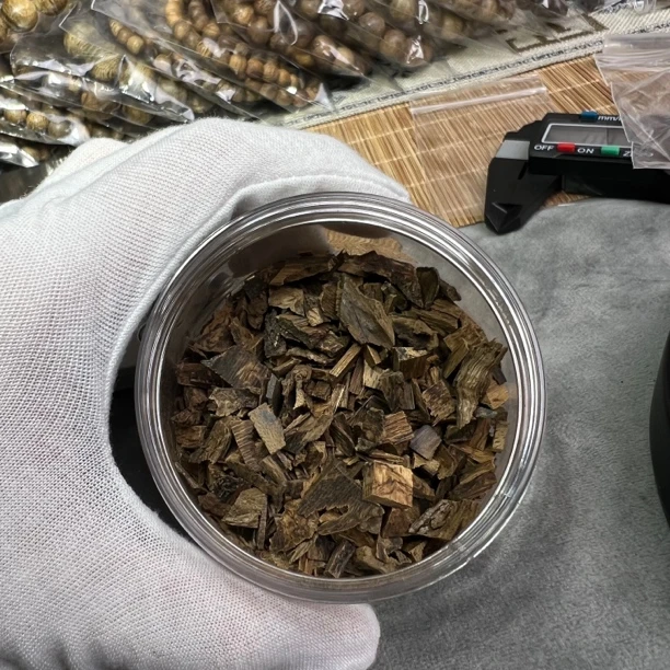 正区达拉干沉香碎料1克